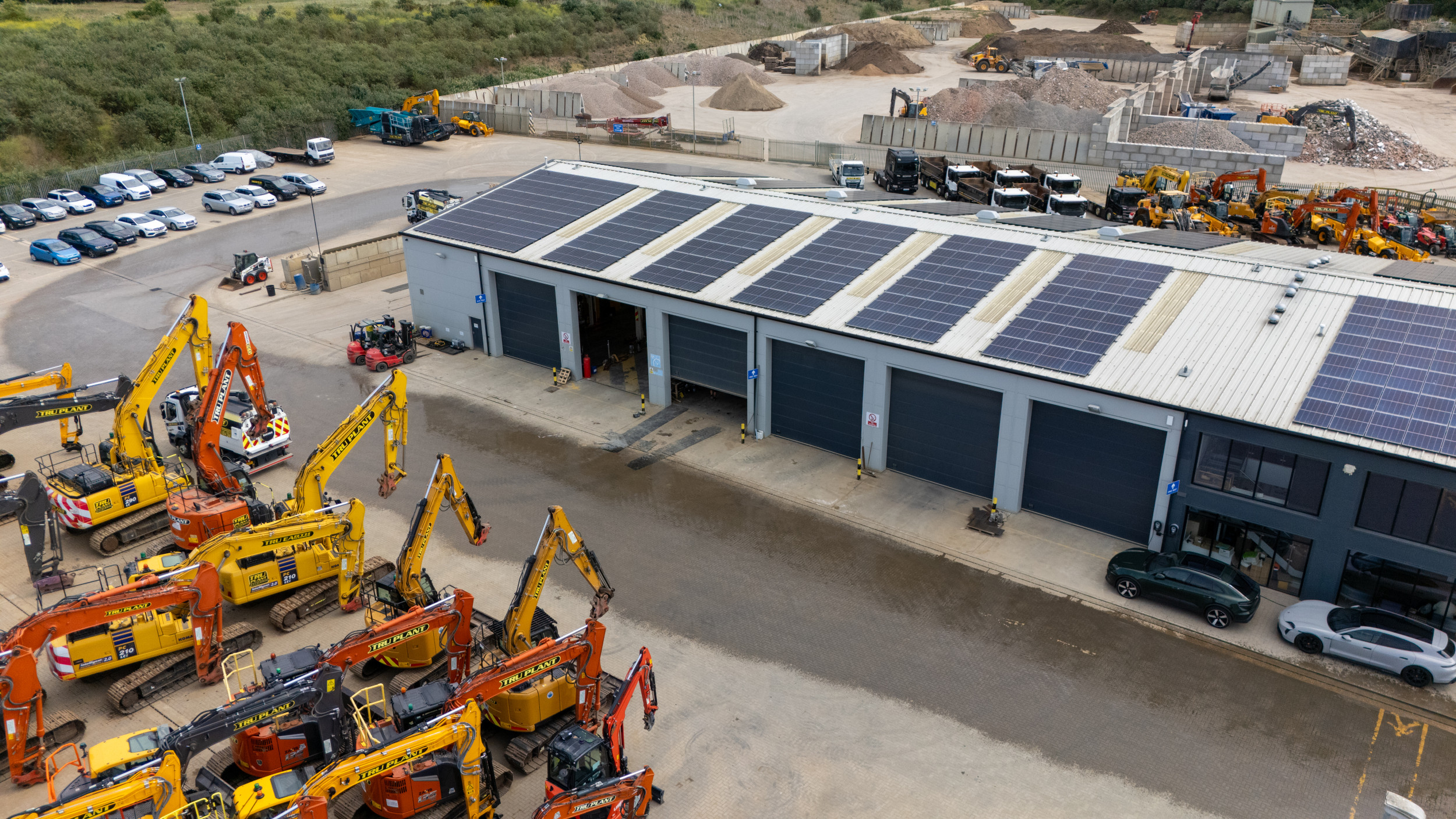 Plant & PVs at the Tru7 yard